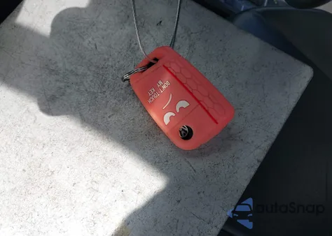 2019 Volkswagen Tiguan 2.0T Se/2.0T Sel/2.0T Sel R-Line/2.0T Sel R-Line Black z USA, uszkodzony, nr VIN 3VV3B7AX4KM075555